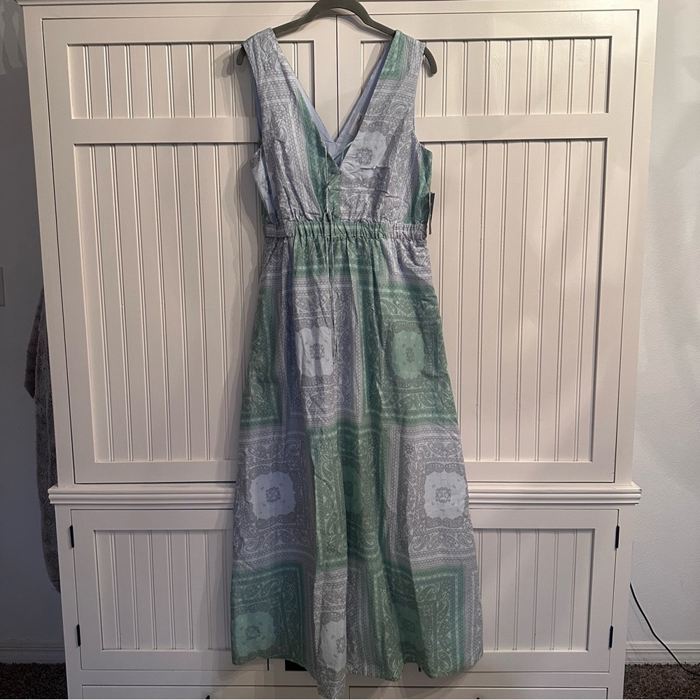 Universal Thread Green and Gray Patterned Maxi Dress